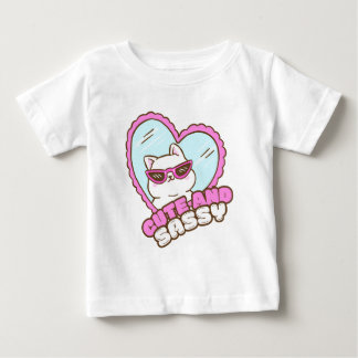Niedlich mit einer Prise Frechheit | Lustige frech Baby T-shirt