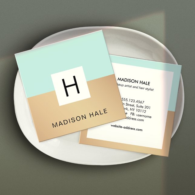 Niedlich Moderner Türkisgold Monogram Beauty Styli Quadratische Visitenkarte (Von Creator hochgeladen)