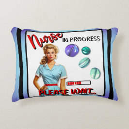 Niedlich Nostalgische Krankenschwester Pinup im Ga Dekokissen