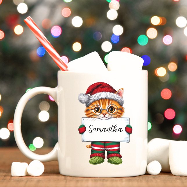 Niedlich Orange Cat Personalisierte Weihnachtszeit Kaffeetasse (Orange kitty wearing a Santa hat and Christmas pajama, custom Christmas mug. Cat lover gift idea)