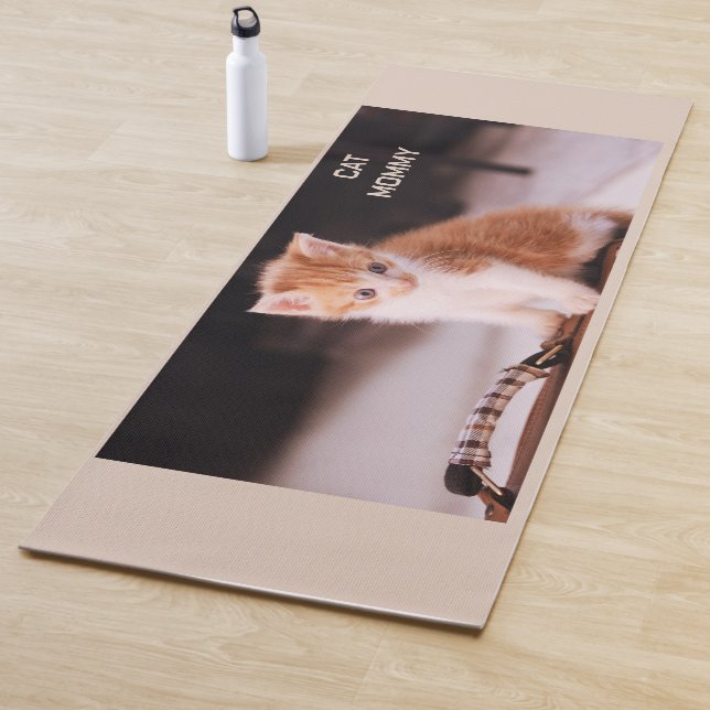 Niedlich Pale Taupe "Cat Mommy" Orange Kitten Yogamatte (Beispiel)