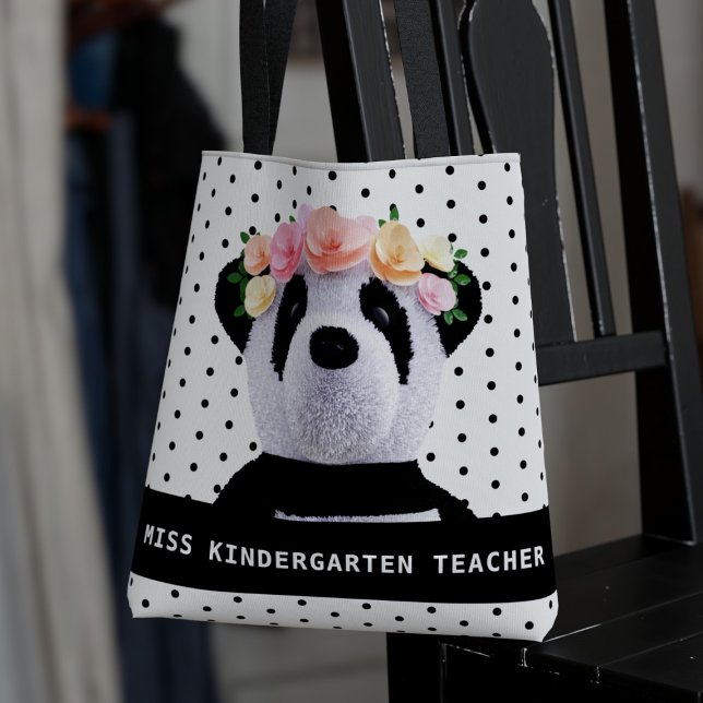 Niedlich Panda Bear Polka Dot Teacher Tote Bag (A cute panda bear tote bag with flowers in her hair. Just add your teacher name!)
