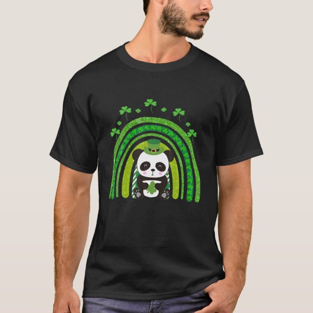 Niedlich Panda Leprechaun Rainbow Kleeblatt St Pat T-Shirt (Vorderseite)