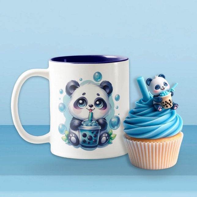 Niedlich Panda und Blue Boba Bubble Tee Zweifarbige Tasse (Von Creator hochgeladen)