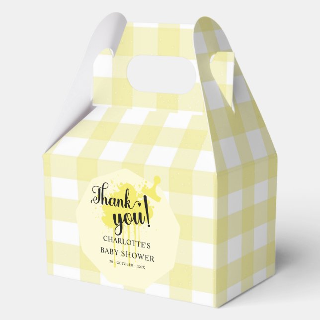 Niedlich Pastel Yellow Gingham Baby Girl Dusche Geschenkschachtel (Vorderseite)