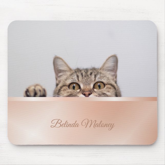 Niedlich Peeking Cat Rose Gold Monogramm Mousepad (Vorne)