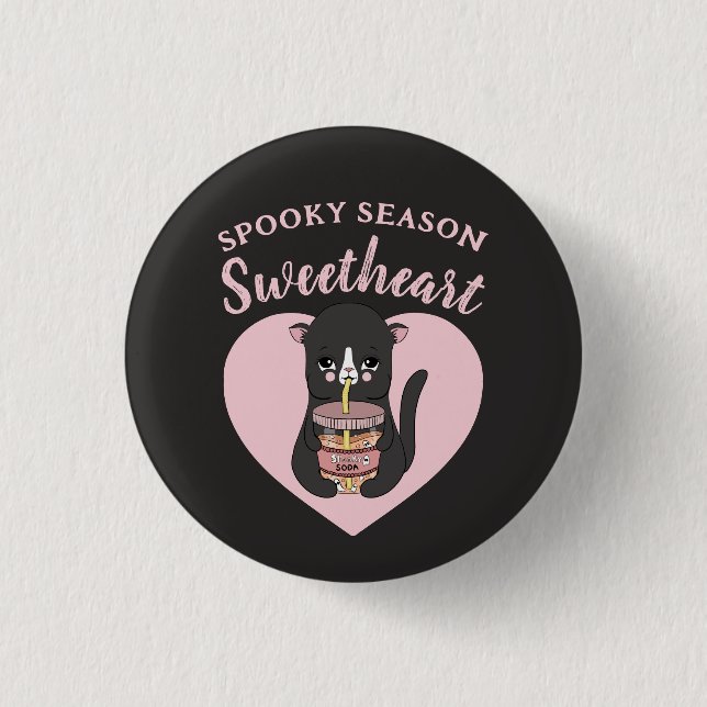 Niedlich Pink Kawaii Cat Spooky Season Sweetheart Button (Vorderseite)