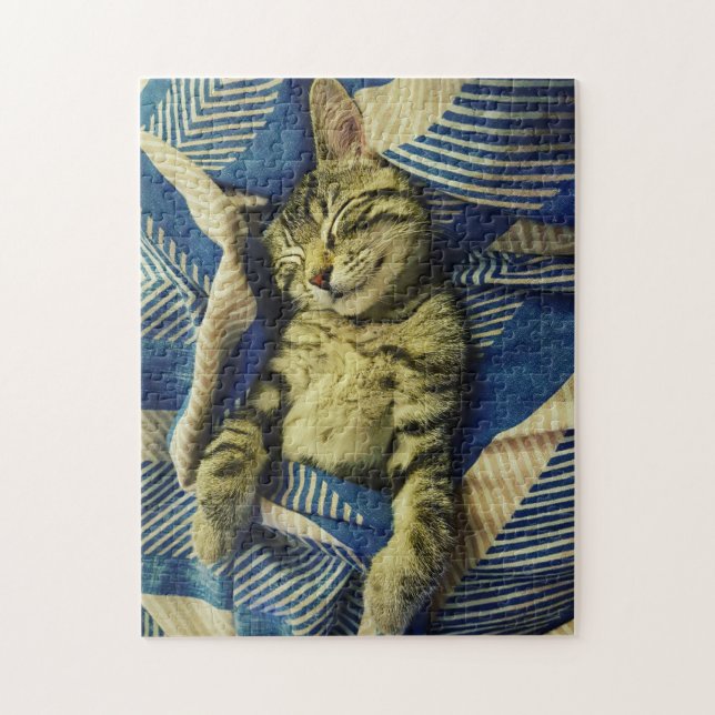 Niedlich! Puzzle - Kitty Napping in Blanket (Vertikal)