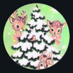 Niedlich Retro Christmas Deer und Bunnies Runder Aufkleber<br><div class="desc">Niedlicher Vintager Retro-Weihnachtshirsch mit Bunnies Classic Round Sticker.</div>