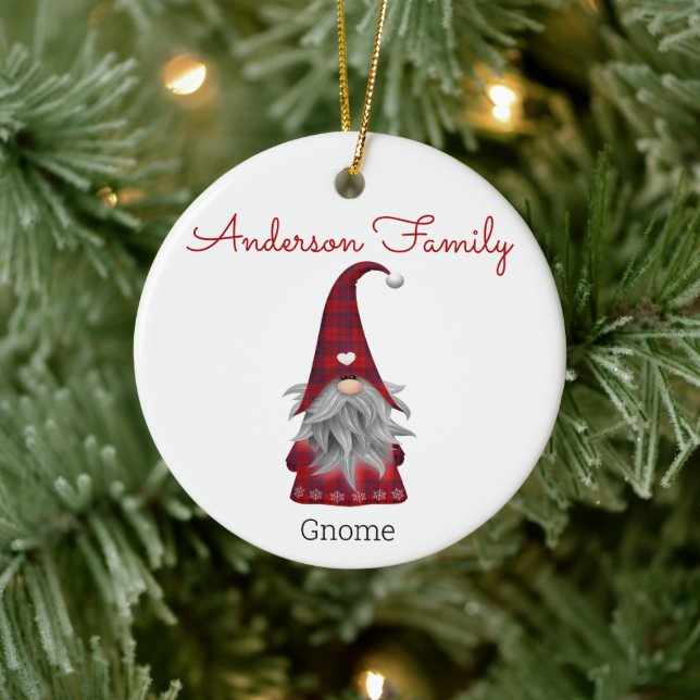 Niedlich Rustikale Personalisierte Weihnachtsgnome Keramik Ornament (Baum)