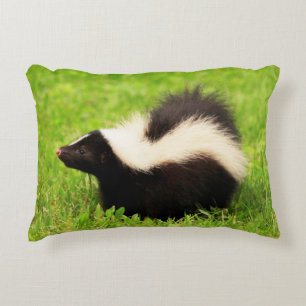 Niedlich Striped Skunk Dekokissen