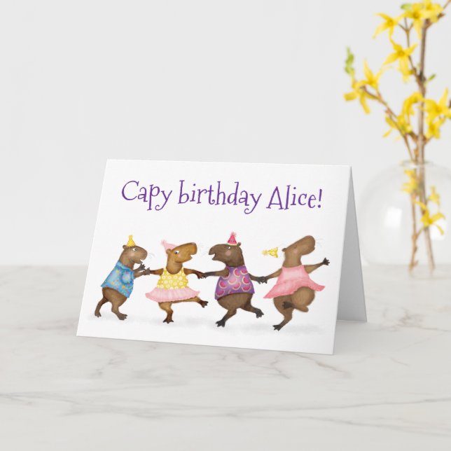 Niedlich tanzende Capybaras personalisierte Geburt Karte (Gelbe Blume)