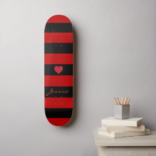Niedlich Trendy Red Black Stripes Personalisiertes Skateboard