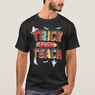 Niedlich Trick oder Teach Halloween Lehrer Leopard T-Shirt