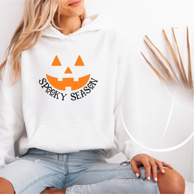Niedlich und gemütlich Spooky Season Pumpkin Hallo Hoodie (Von Creator hochgeladen)