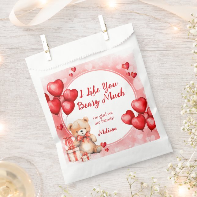 Niedlich Valentine Teddy mit Red Hearts Klassenzim Geschenktütchen (Ausgeschnitten)