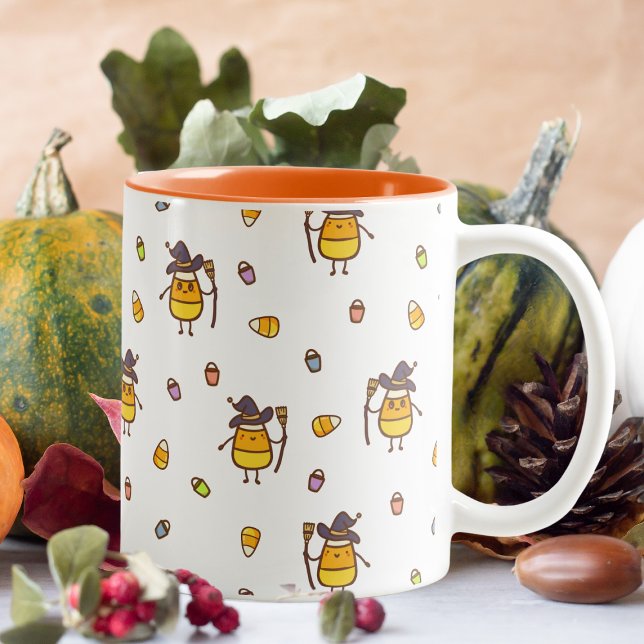Niedlich Witchy Candy Mais Halloween Muster Zweifarbige Tasse (Add your coffee mug collection with our cute witch candy corn Trick or Treat )