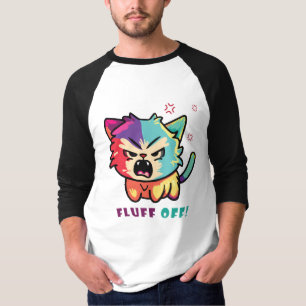 Niedlich zornige Katze, die Fluff abschaut. T-Shirt