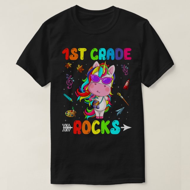 Niedliche 1. Klasse Rocks Einhorn Willkommen zurüc T-Shirt (Design vorne)