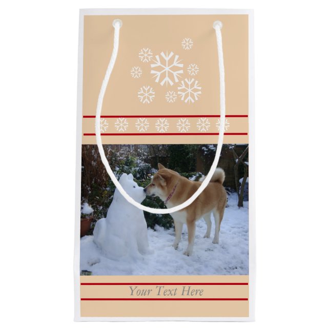niedliche akita kissende Schneemann akita Foto Wei Kleine Geschenktüte (Vorderseite)