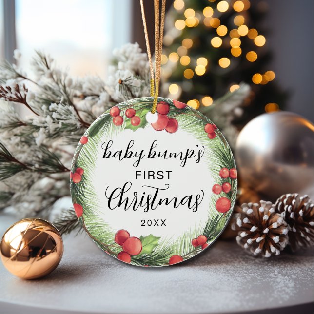 Niedliche Baby Bump's First Christmas Holiday Kera Keramik Ornament (Von Creator hochgeladen)