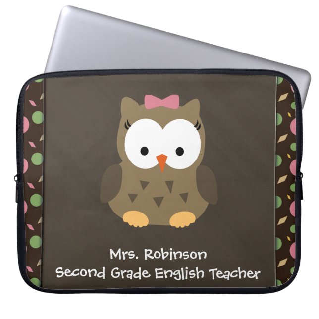 Niedliche Baby-Mädchen-Eule, rosa/Grün/Brown Laptopschutzhülle (Vorderseite)