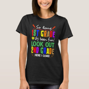 Niedliche bis lange 1. Klasse Ausblick 2. Klasse h T-Shirt