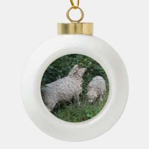 Niedliche Blätter zum Schleppen Keramik Kugel-Ornament