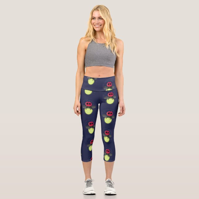 Niedliche Blitzfehler-Firefrefly-Cartoon-Abbildung Capri Leggings (Vorderseite)