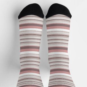Niedliche, braune Streifen Socken