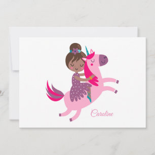 Niedliche Brünette Hair Riding on a Unicorn Feiertagskarte