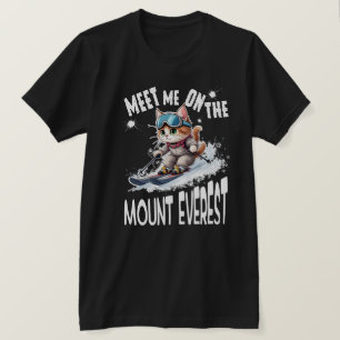 Niedliche CAT.Die furchtlose Abenteuerkatze nimmt. T-Shirt