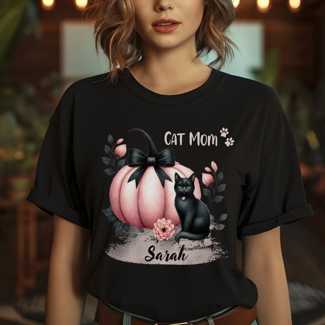Niedliche Cat Mama Halloween Personalisiert Pink T-Shirt (Von Creator hochgeladen)