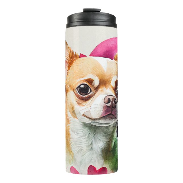 Niedliche Chihuahua mit rosa Herzhintergrund Thermosbecher (Vorderseite)