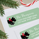 Niedliche Christmas Scottie Dog Green bearbeitbare<br><div class="desc">Mit diesen niedlichen Rücksendeadressen-Aufklebern verleihen Sie der Urlaubssaison ein wenig skurrilen Charme. Eine bearbeitbare Vorlage, personalisiert mit Ihrem Namen und Ihrer Adresse, perfekt für Weihnachtskarten und Geschenke. Dieses festliche Design zeigt originelle Kunstwerke eines schottischen Hundes, der einen roten Bogen trägt, während er im Schnee beißt! Farben: grün, schwarz, rot und...</div>