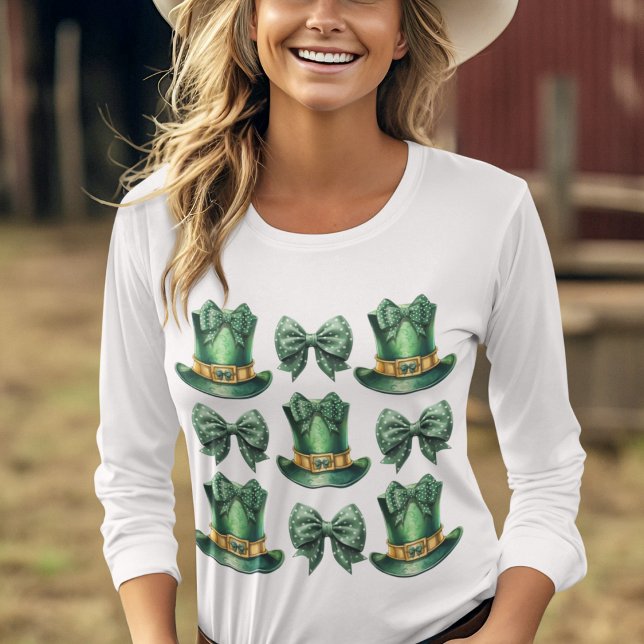 Niedliche Coquette St Patrick's Day Bows and Hats T-Shirt (Coquette bows and Leprechaun Hats for St Patrick's Day in green and gold.  Super Cute! )