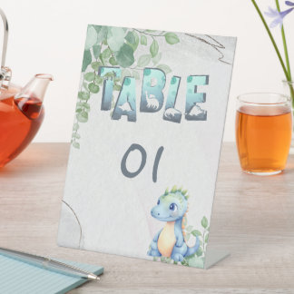 Niedliche Dinosaurier 1. Geburtstag Tischnummern U Sockelschild