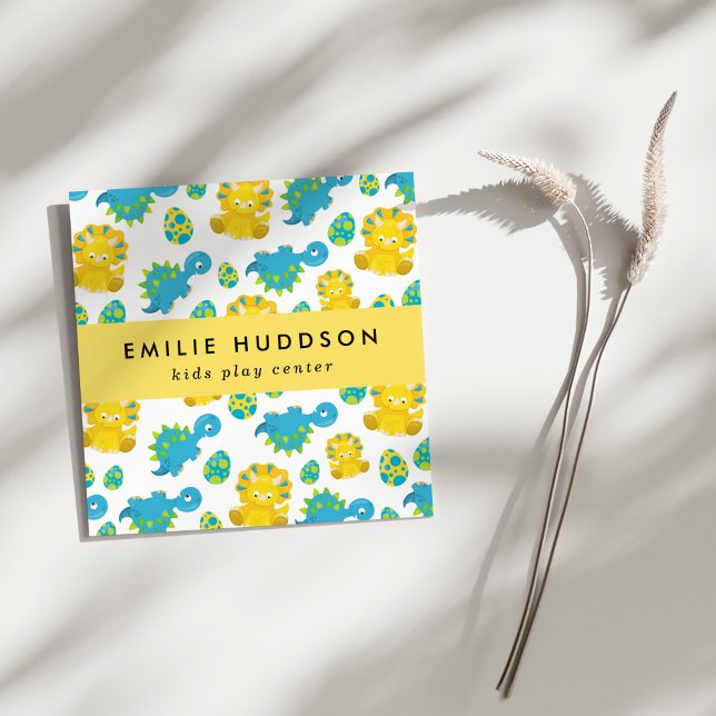 Niedliche Dinosaurier, Kinderspielzentrum, Aktivit Quadratische Visitenkarte (Von Creator hochgeladen)