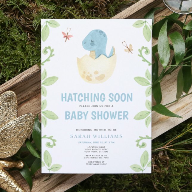 Niedliche Dinosaurier Schläge bald Blue Boy Baby D Einladung (Get ready for a Jurassic celebration with our adorable dinosaur baby shower invitations! 🦕)