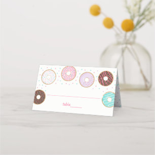 Niedliche Donut-Babysprinke Platzkarte