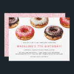 Niedliche Donuts | Fun Sweet Kids Girls Geburtstag Einladung<br><div class="desc">Spaß Geburtstagsfeierlichkeiten mit köstlichen Donuts,  die das Oberteil der Karte bedecken. Kann in jedes Alter geändert werden. Auf der Rückseite ist Baby-Rosa mit einem wirbelförmigen Muster.</div>