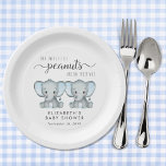 Niedliche Elephant Twin Boys Baby Dusche Pappteller<br><div class="desc">Niedliche Teller für die Babydusche Ihrer Zwillingsjungen mit "Two Sweet Little Peanuts Are On Your Way" in sanft grauer Typografie und einem stilvollen Drehbuch mit Wimpern und blauen Aquarellen von Zwillingsbabys Elefanten. Personalisieren Sie den Namen und das Duschdatum der künftigen Mutter in schlichter grauer Typografie.</div>