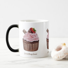 Niedliche Erdbeerkuchen in Aquarellfarbe Verwandlungstasse