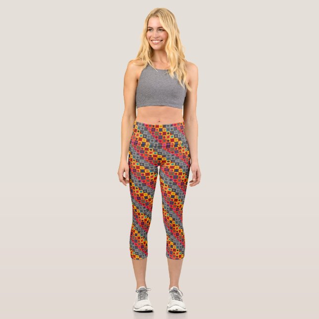Niedliche, farbenfrohe geometrische Motivmuster Capri Leggings (Vorderseite)