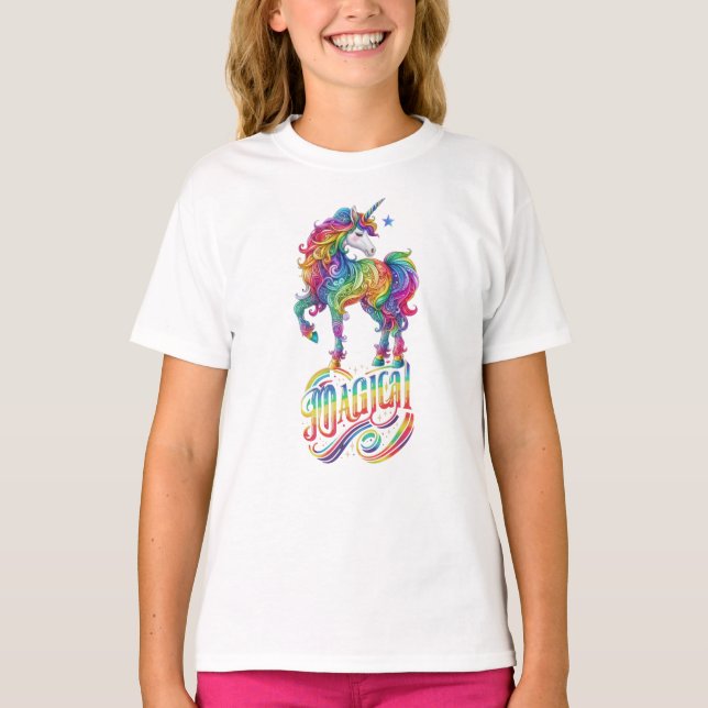 Niedliche, farbenfrohe Rainbow-Einhorn T-Shirt (Vorderseite)