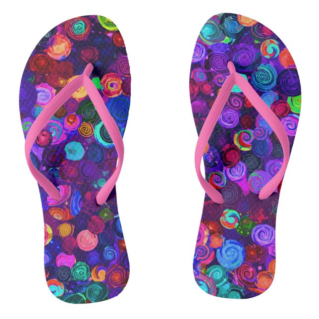 Niedliche farbige Spiralkosmosemuster Flip Flops (Fußbett)