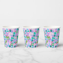Niedliche Froschkunstbecher mit rosa Hintergrund