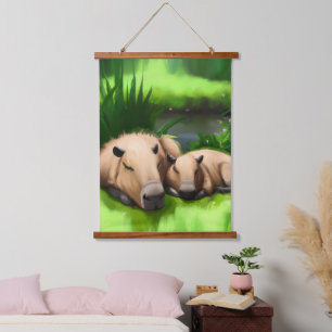 Niedliche Funny Napping Capybaras am Teich Wandteppich Mit Holzrahmen