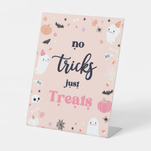 Niedliche Geburtstagsdekorationen von Halloween-Ge Sockelschild