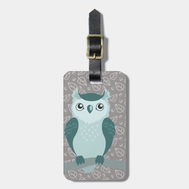 Niedliche gehörnte Eule - Grün mit Gepäckanhänger (Vorderseite vertikal)